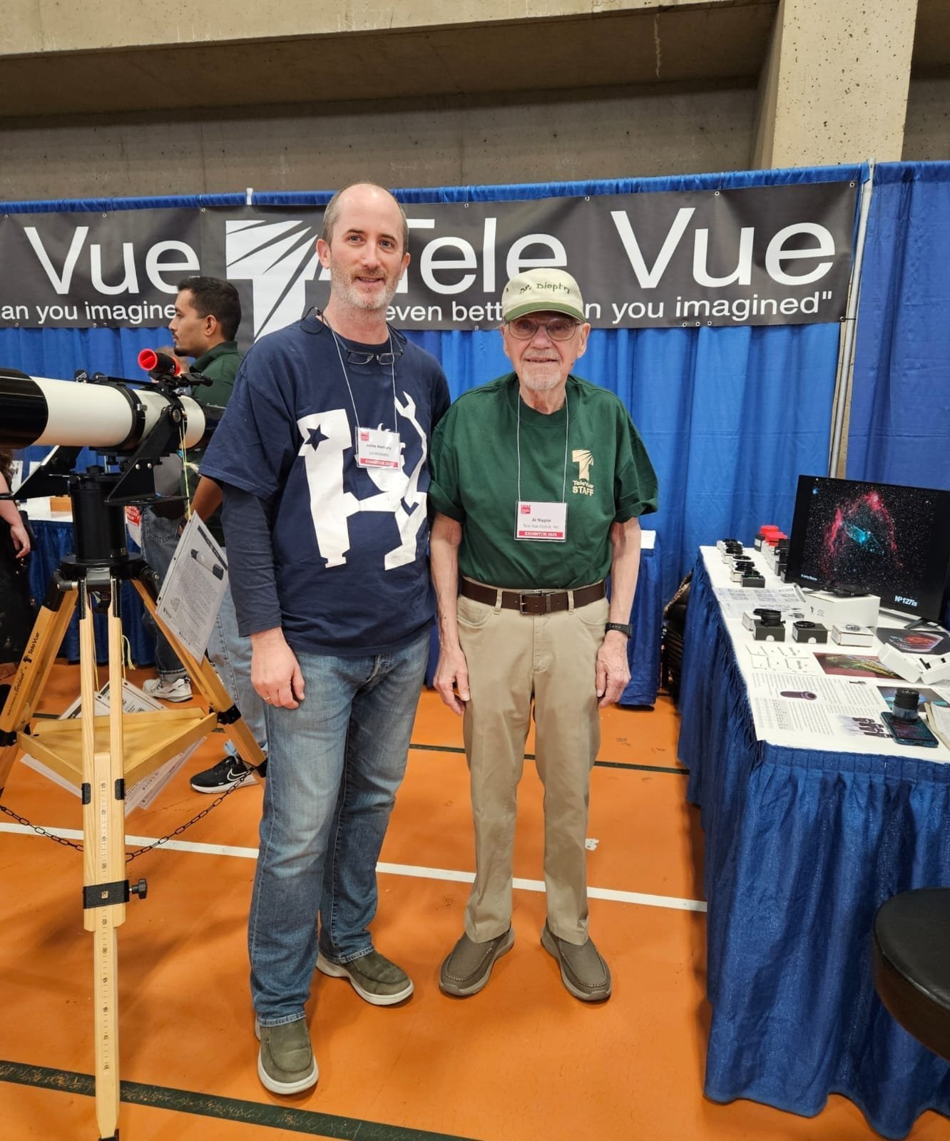 Jaime Alemany from Lunático Astronomía with Al Nagler at the NEAF 2025 booth