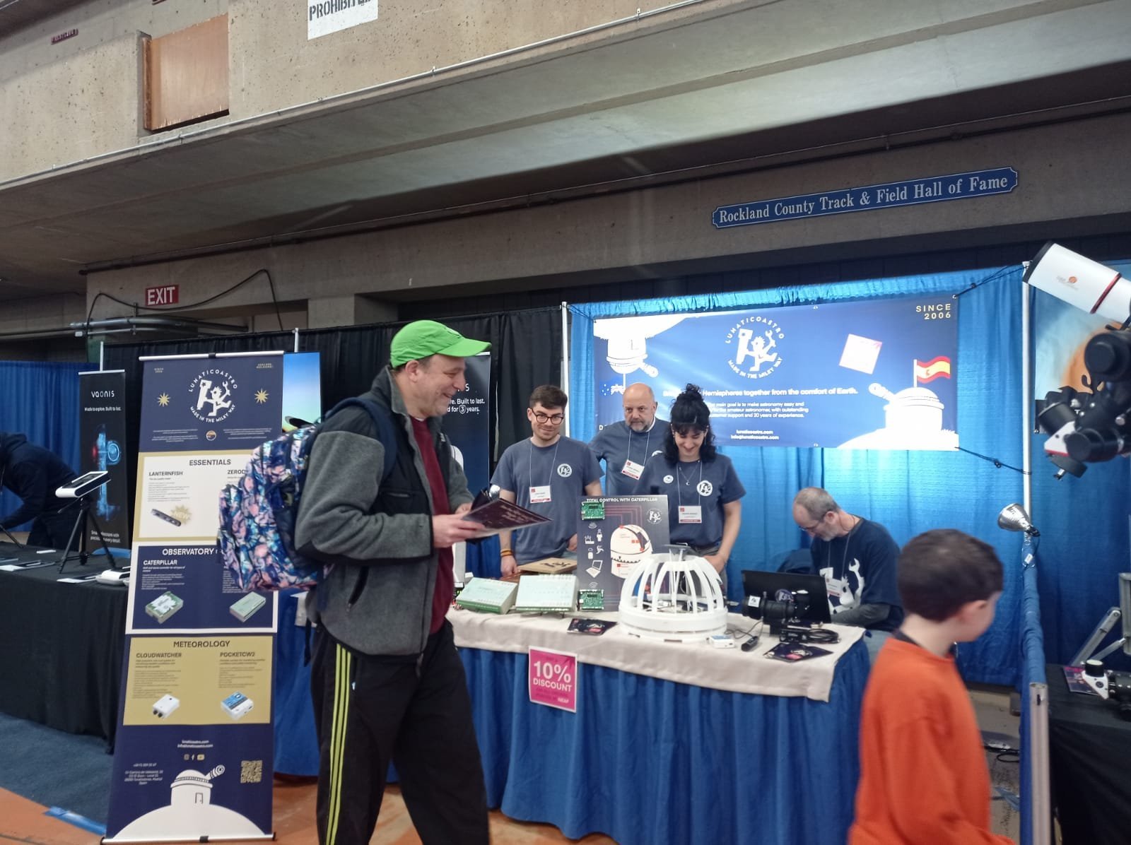 Lunaticoastro team at NEAF 2025