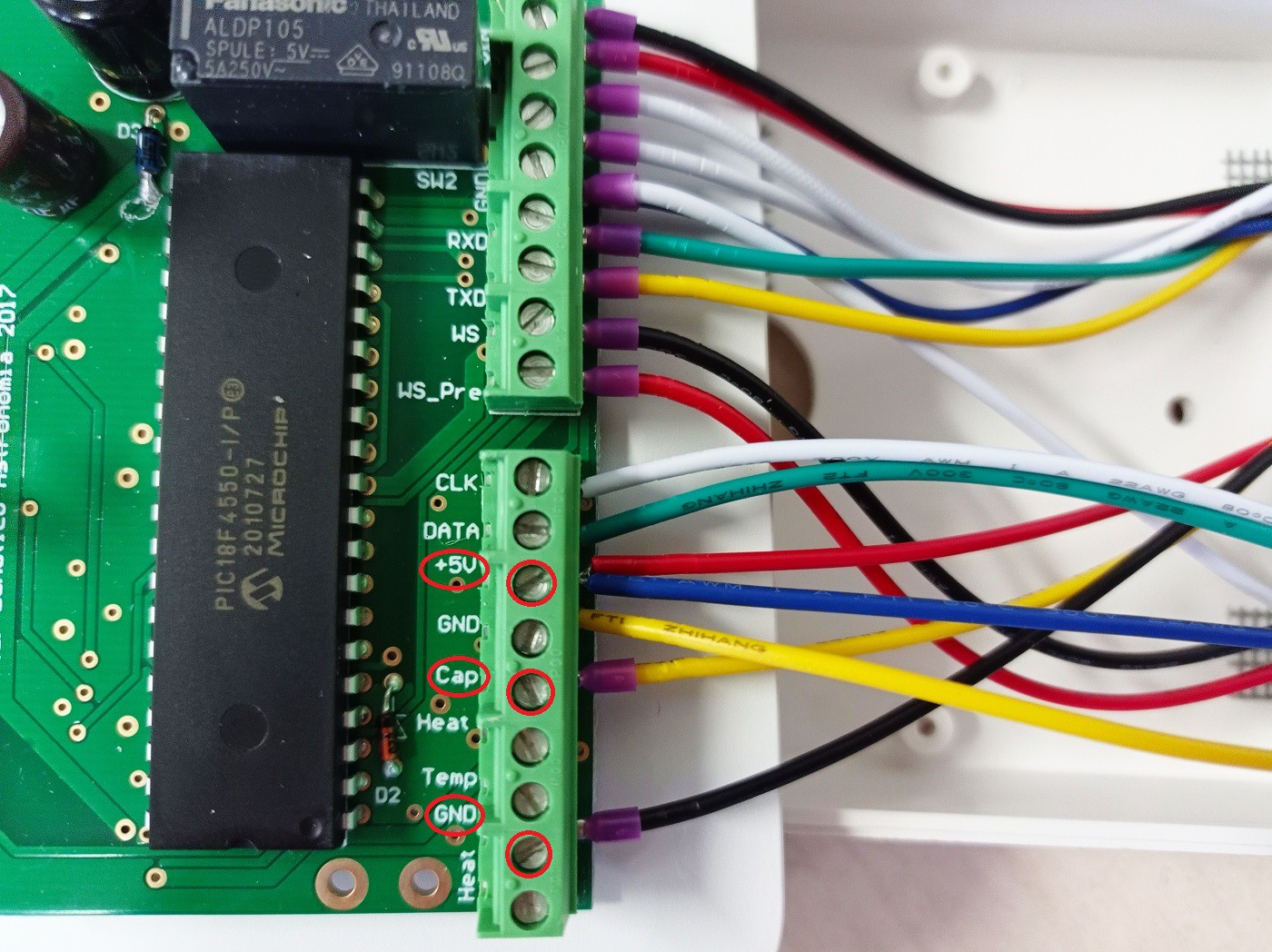 CloudWatcher PCB with the +5V, Cap and GND terminals circled in red