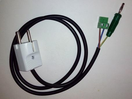 Step complete: plug wired, ready to attach to a screw terminal and a ground banana plug