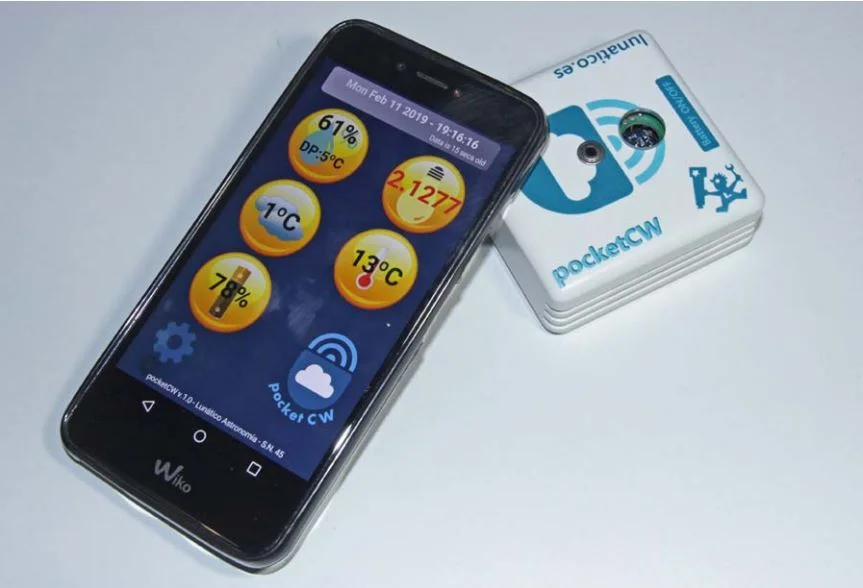 PocketCloudWatcher unit—70×70×27mm, 85g